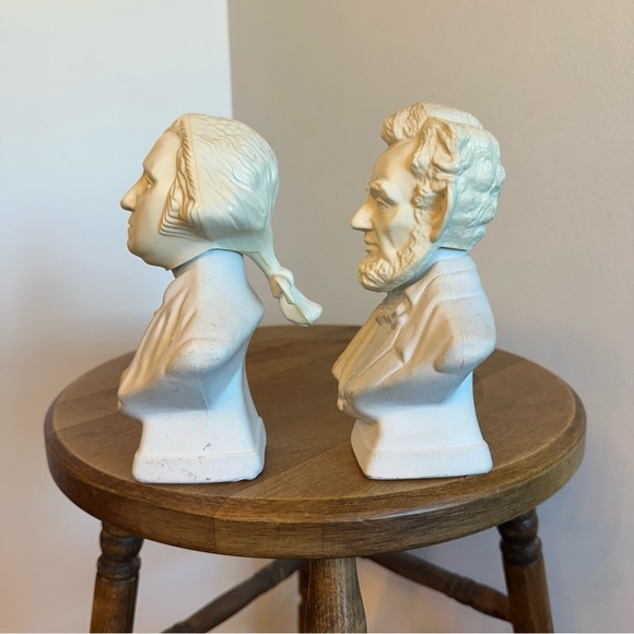 Avon President George Washington Abraham Lincoln Aftershave Bottles 1970s Models - Picture 2 of 14